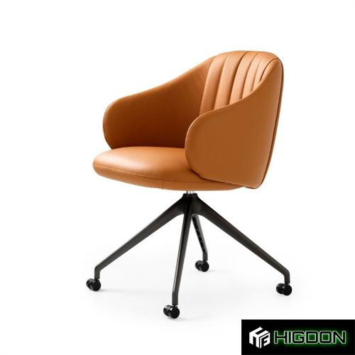 Versatile and stylish Dining Chair with Casters